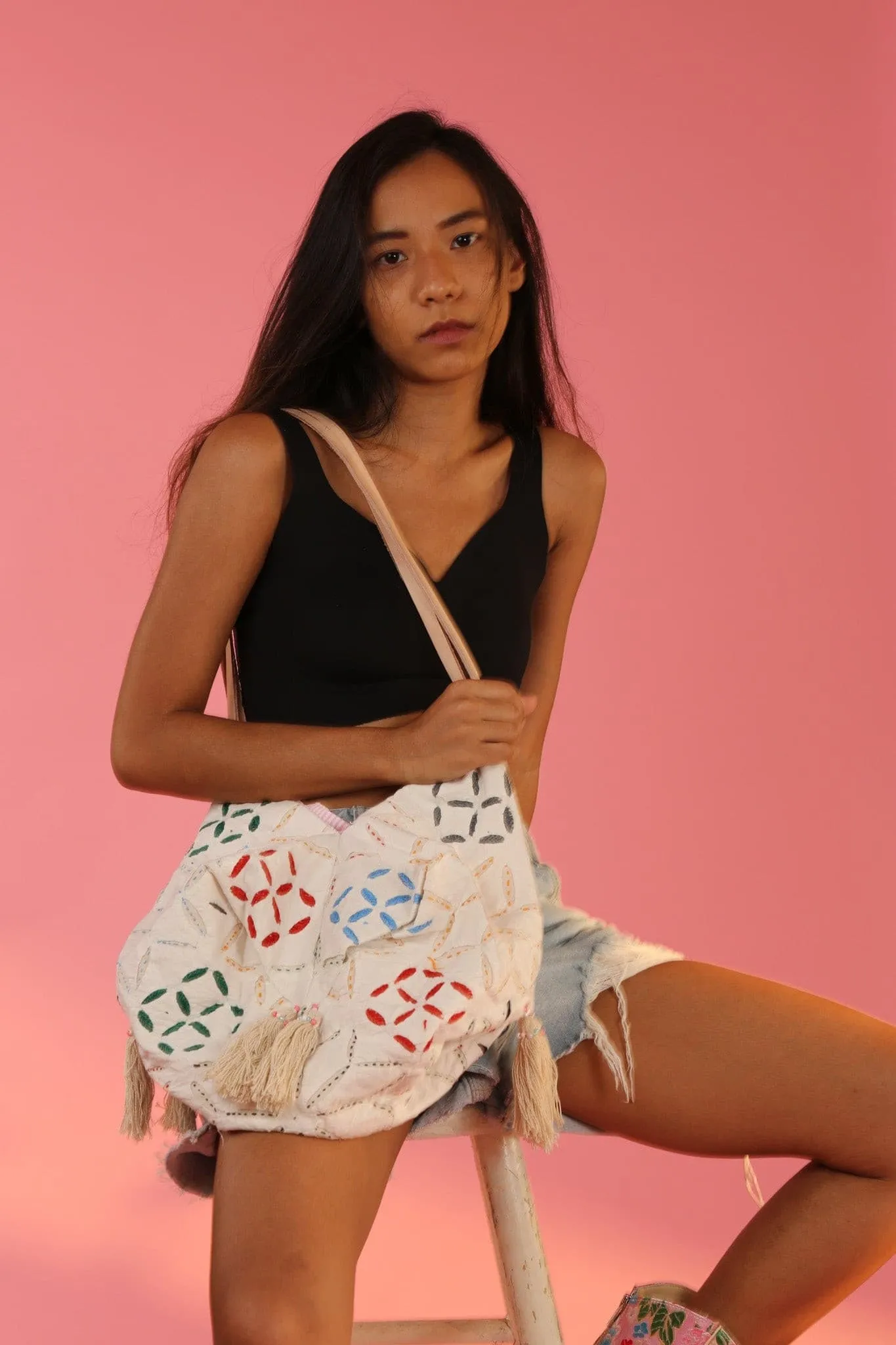 EMBROIDERED BAG LEILANI
