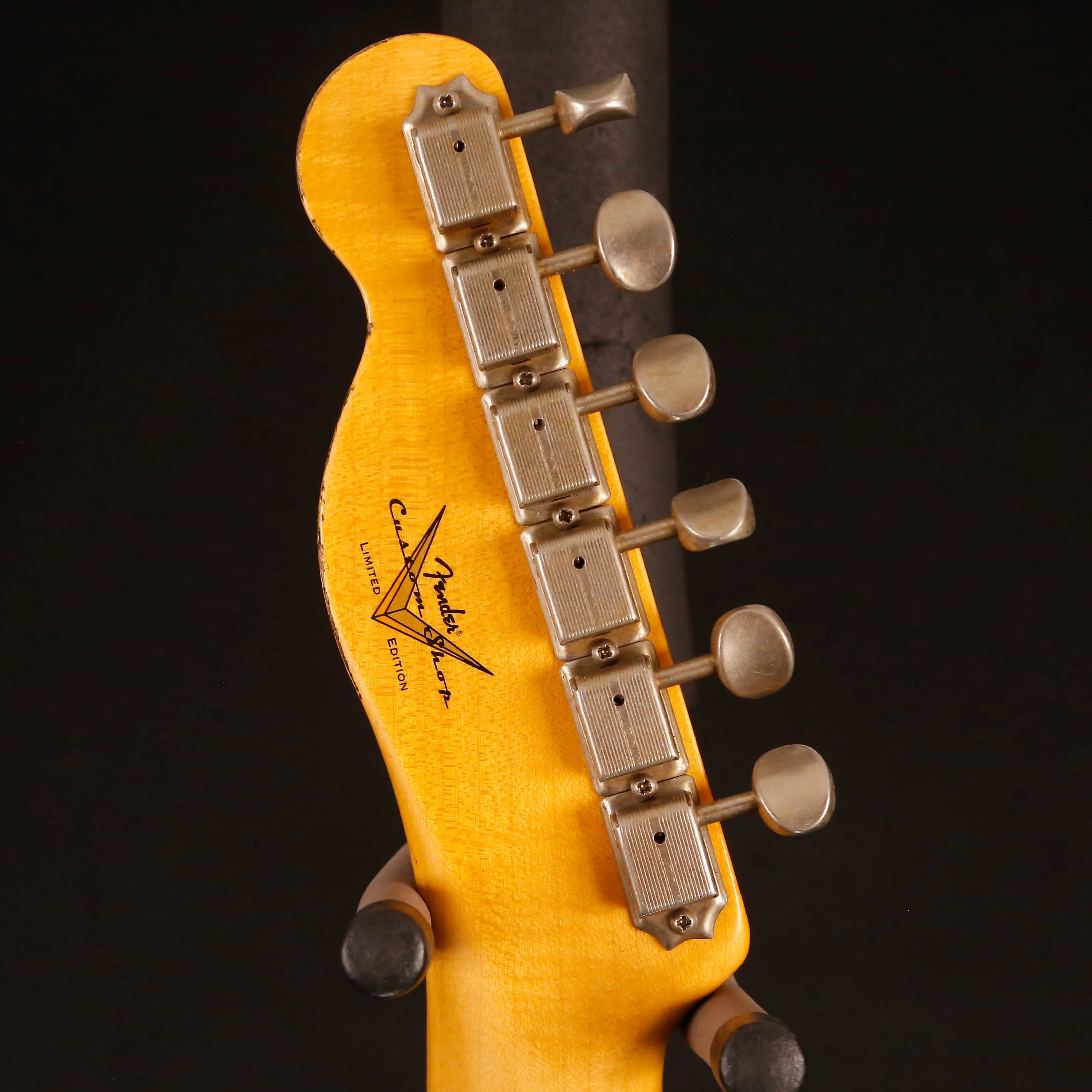 Fender Custom Shop LTD 65 Telecaster Custom Hvy Relic, Black/3-color SB 7lbs 10.9oz