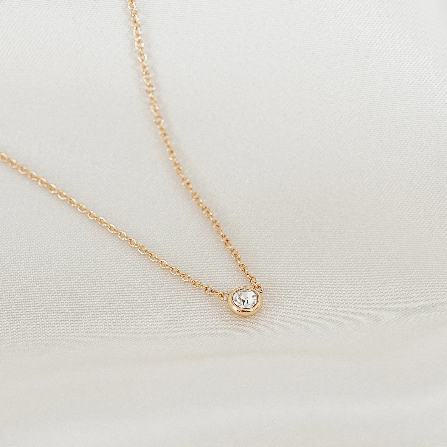 Gold Basic Cubic Necklace