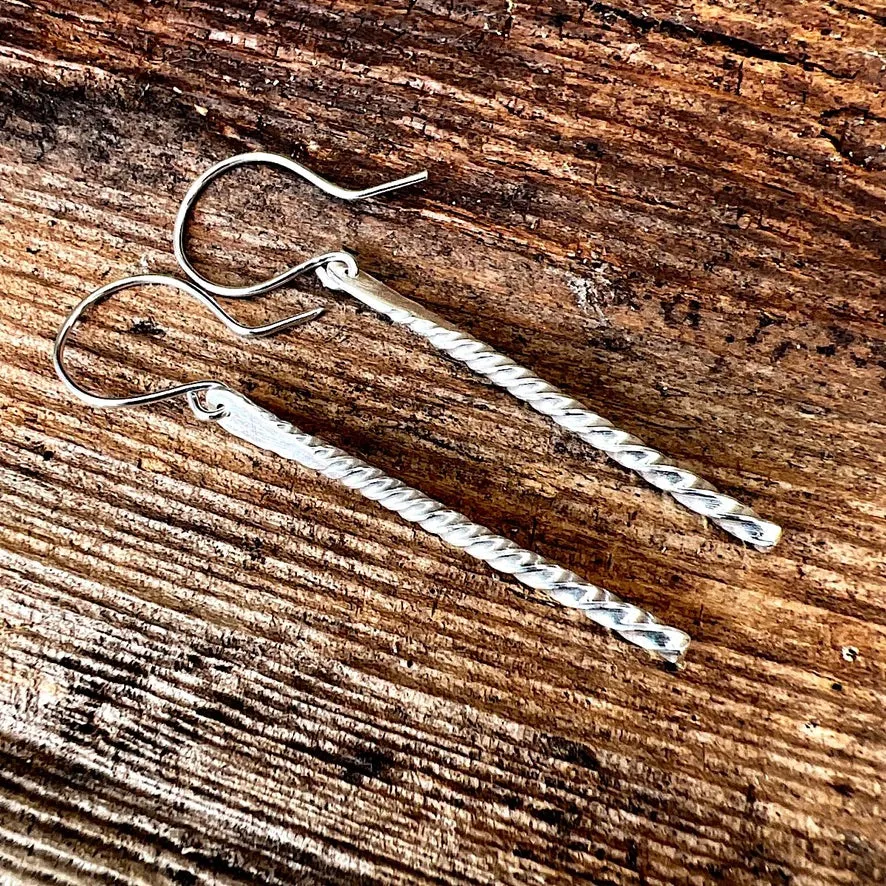 Make a pair of earrings taster session
